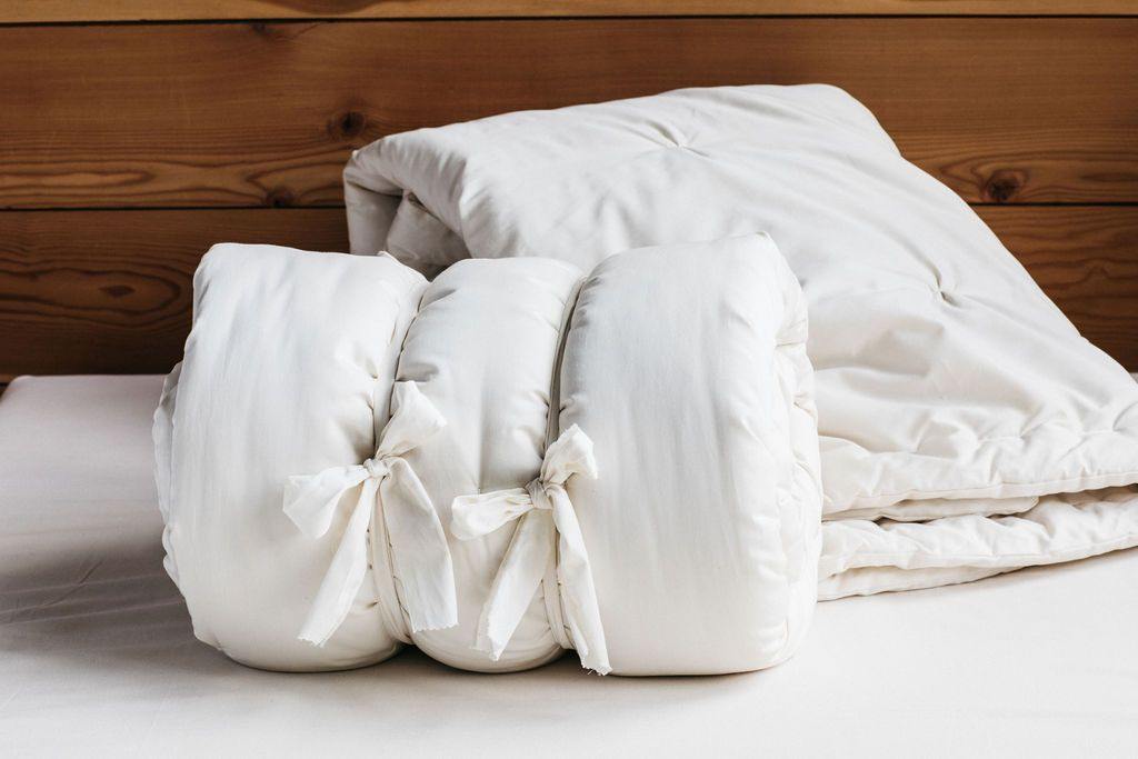 Holy Lamb Organics 100% Organic Wool Comforter - VitaHeals.com