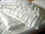 Holy Lamb Organics 100% Organic Wool Comforter - VitaHeals.com